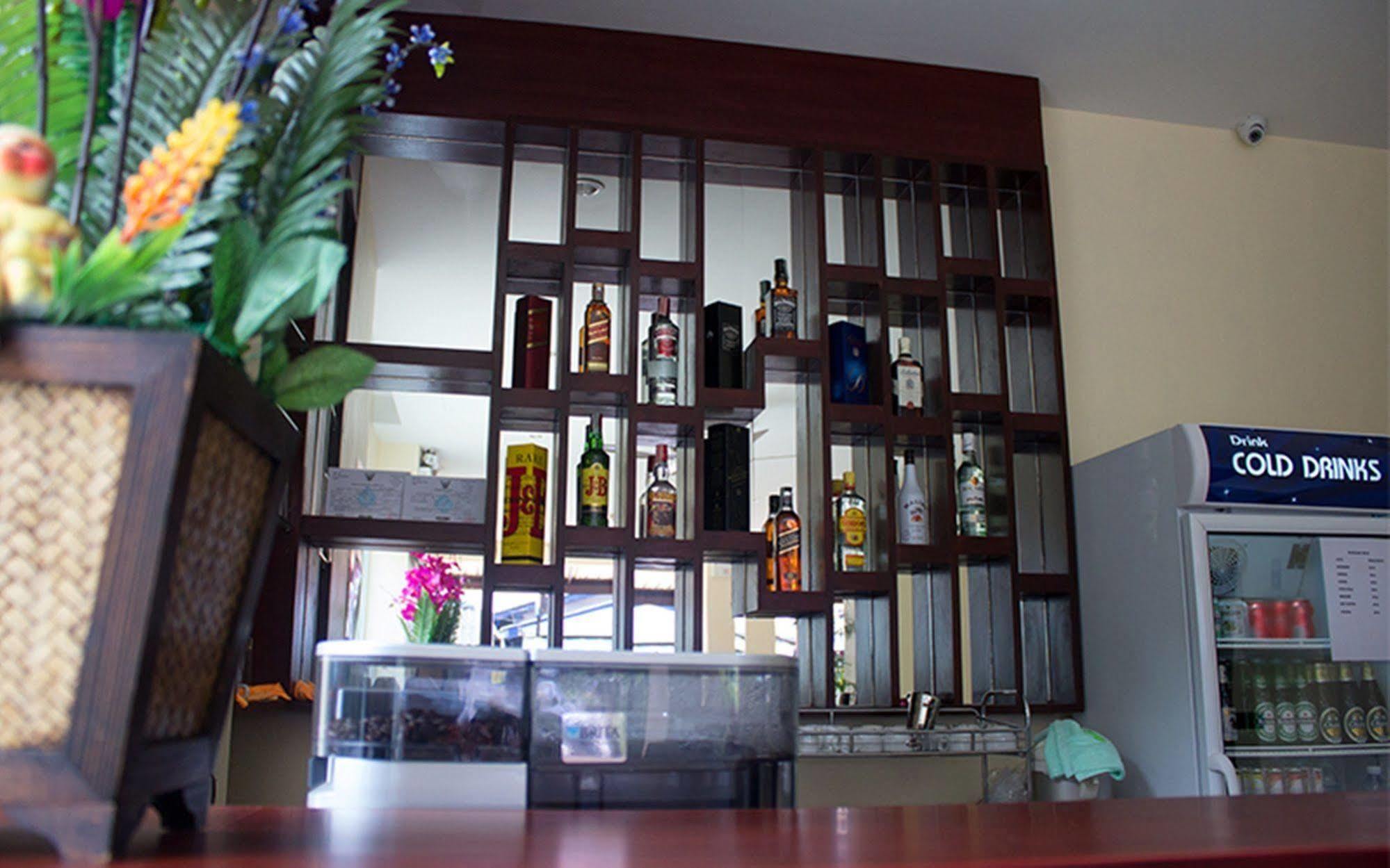 88 Hotel Patong Extérieur photo