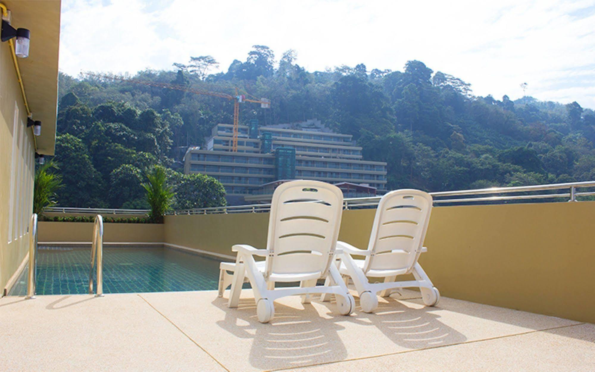 88 Hotel Patong Extérieur photo